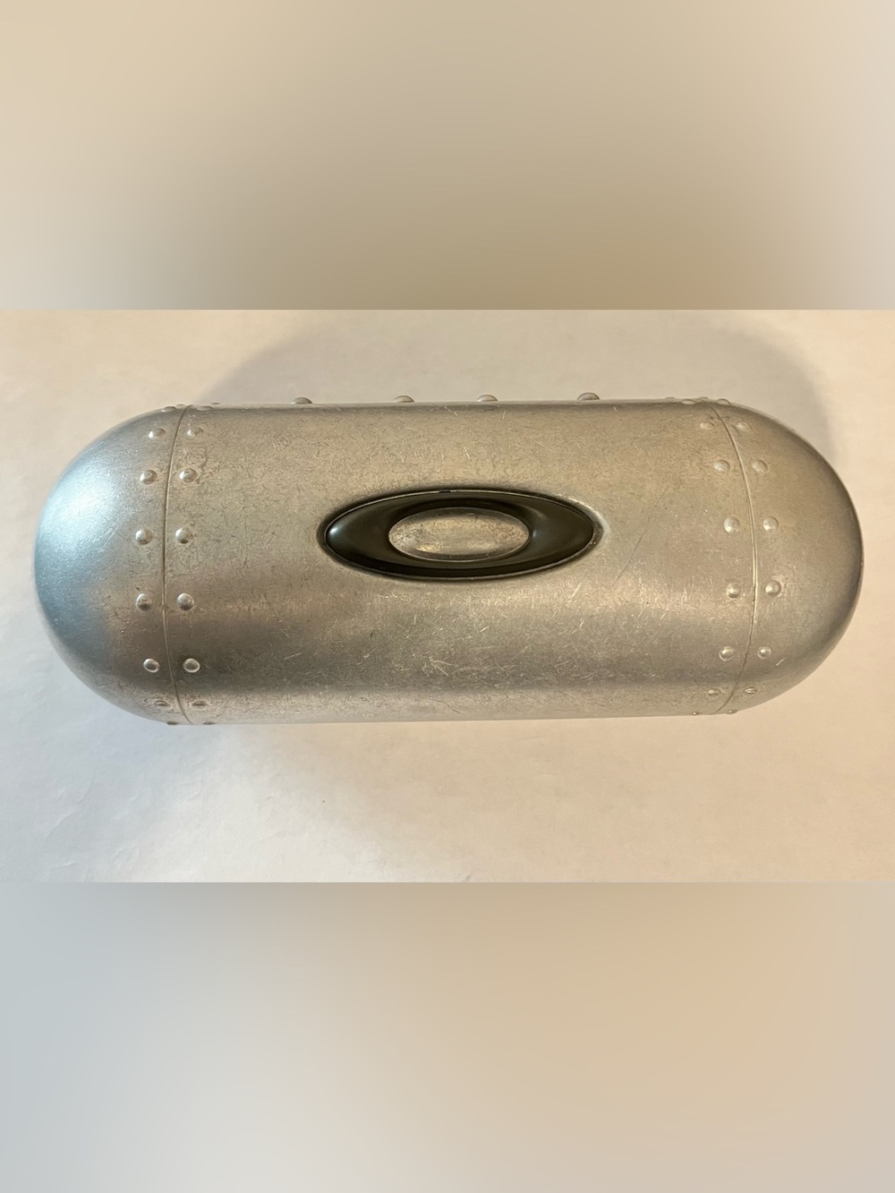 Oakley VINTAGE Metal Sunglasses Case